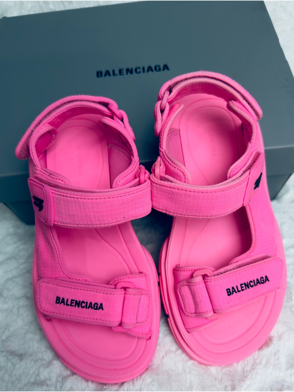 BALENCIAGA Tourist Sandal - Picture 2 of 15